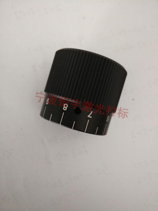 刻度360度旋轉(zhuǎn)激光刻字