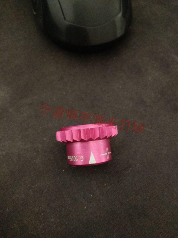 刻度360度旋轉(zhuǎn)鐳射加工